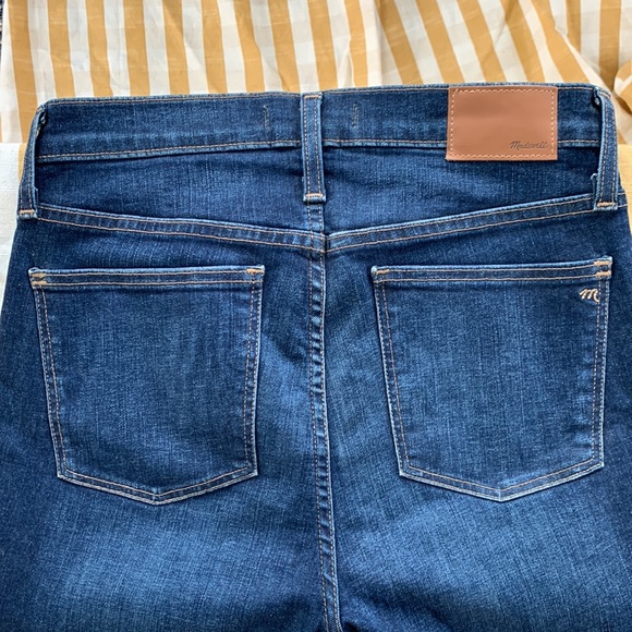 Madewell 9" Mid-Rise Skinny Jeans: Button-Front Edition- 28 Petite - Picture 9 of 14